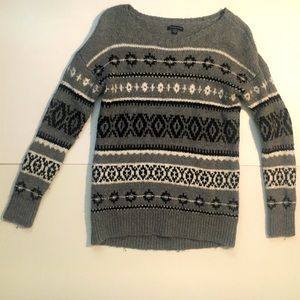 American Eagle Sweater